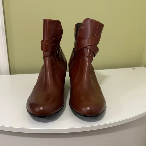 Ecco Chestnut Leather Womens Shape 35 Boot Ankle size 10.5 H8N10 - Picture 3 of 8